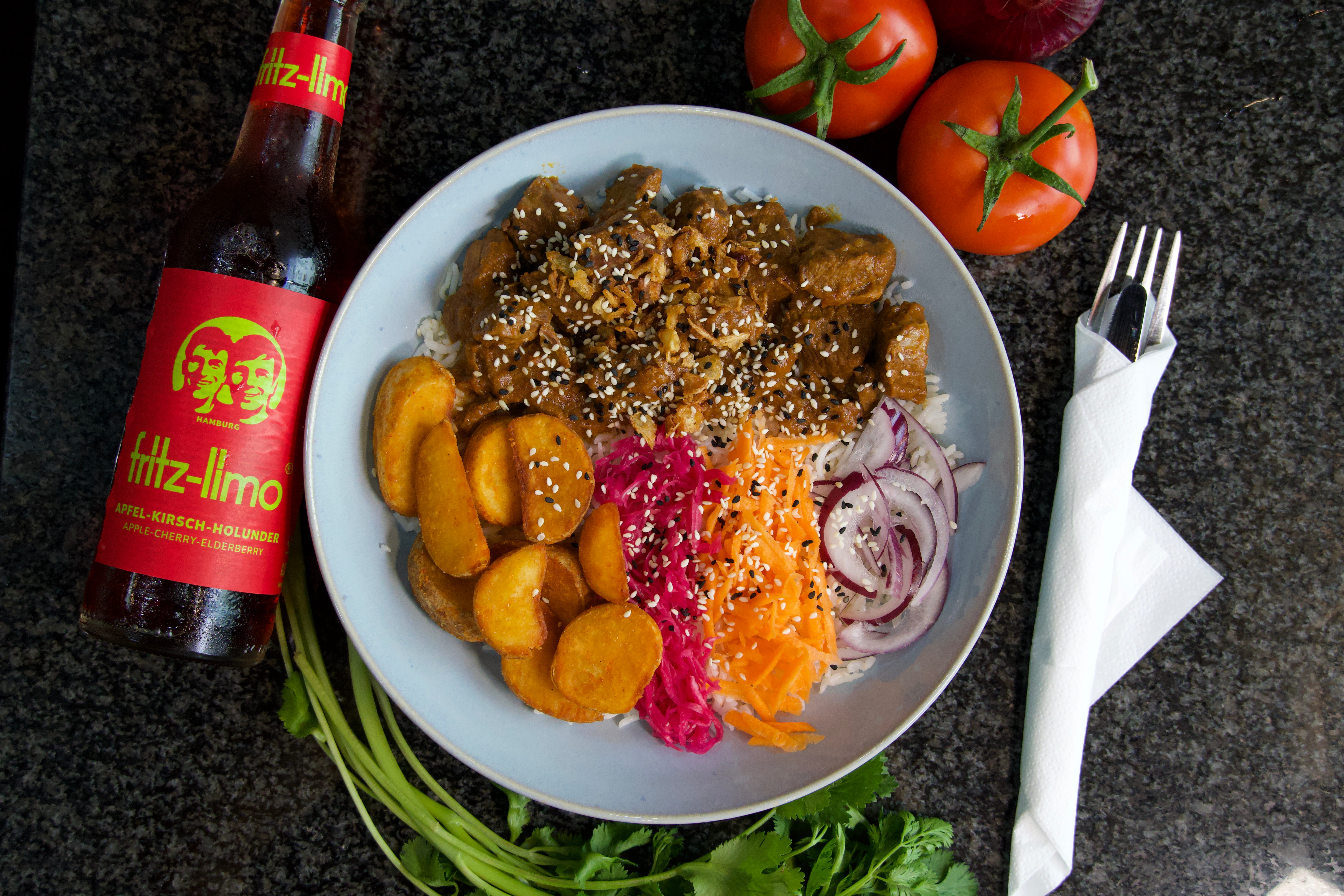 Gulasch Bowl